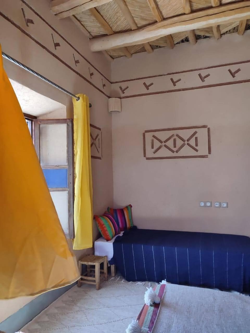 Maison D'Hotes Izza Kelaat-M'Gouna Exterior foto