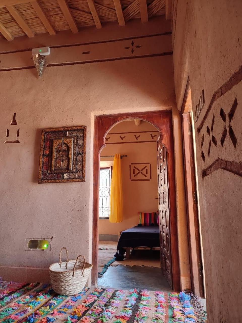 Maison D'Hotes Izza Kelaat-M'Gouna Exterior foto