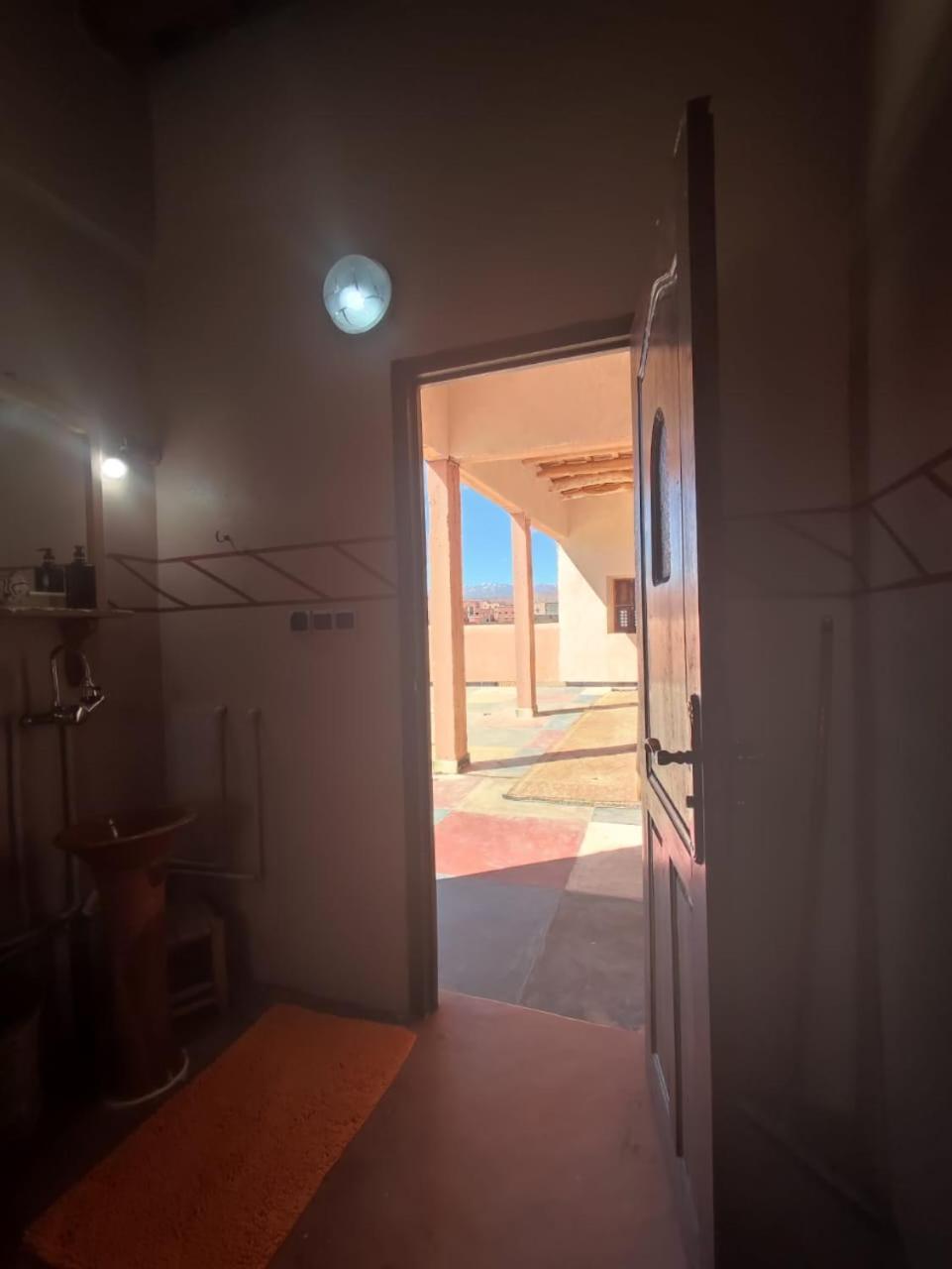 Maison D'Hotes Izza Kelaat-M'Gouna Exterior foto