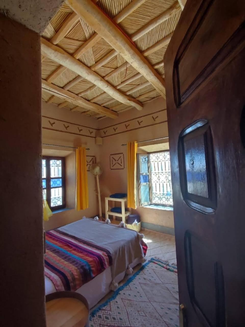 Maison D'Hotes Izza Kelaat-M'Gouna Exterior foto