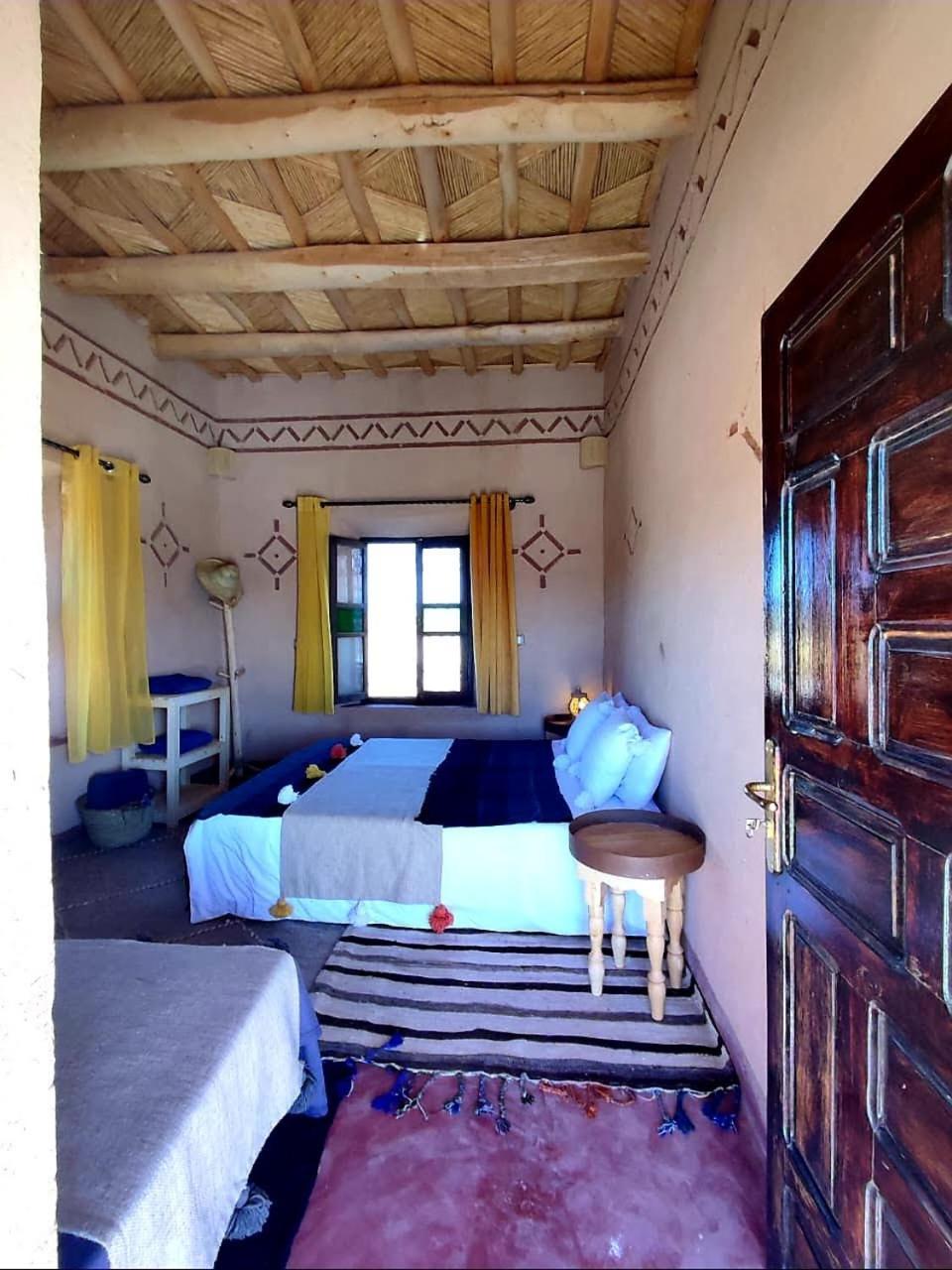 Maison D'Hotes Izza Kelaat-M'Gouna Exterior foto